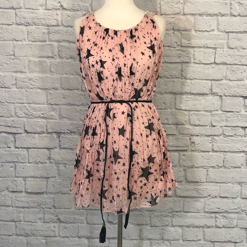 VO Jeans | Pleated Chiffon Star Dress w/ Rope Belt